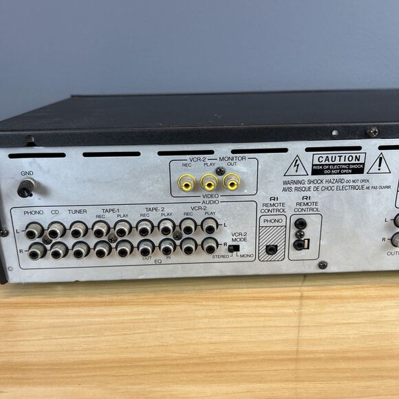 Onkyo P-3200 Infrared Wireless Remote Controlled Stereo Preamplifier - Picture 9 of 9